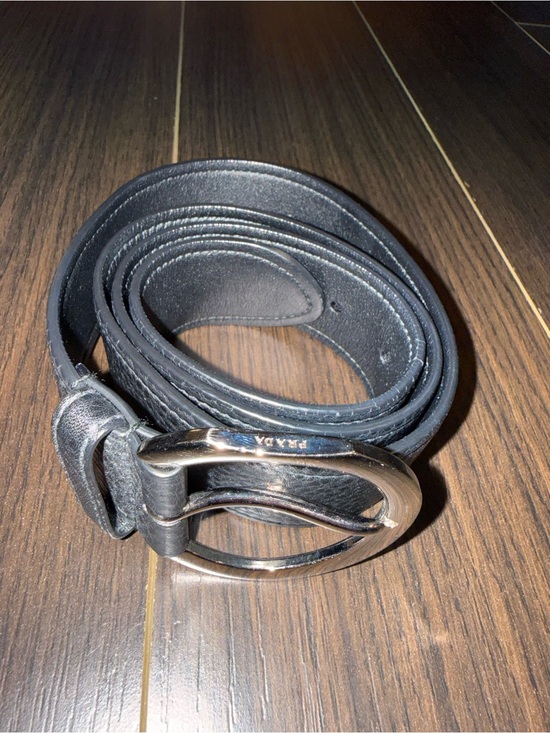 Prada Black Leather Belt with Silver O-Ring Buckle display picture 2